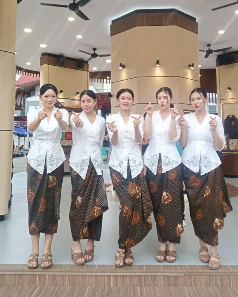 Usher Lebaran Fair 2025